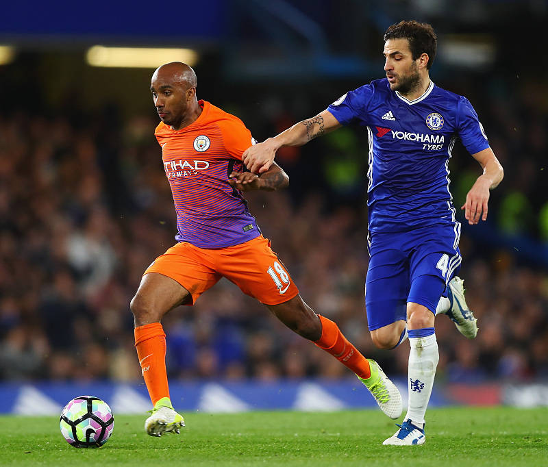 包含豪门对决！竞猜热点上演世纪大战的词条