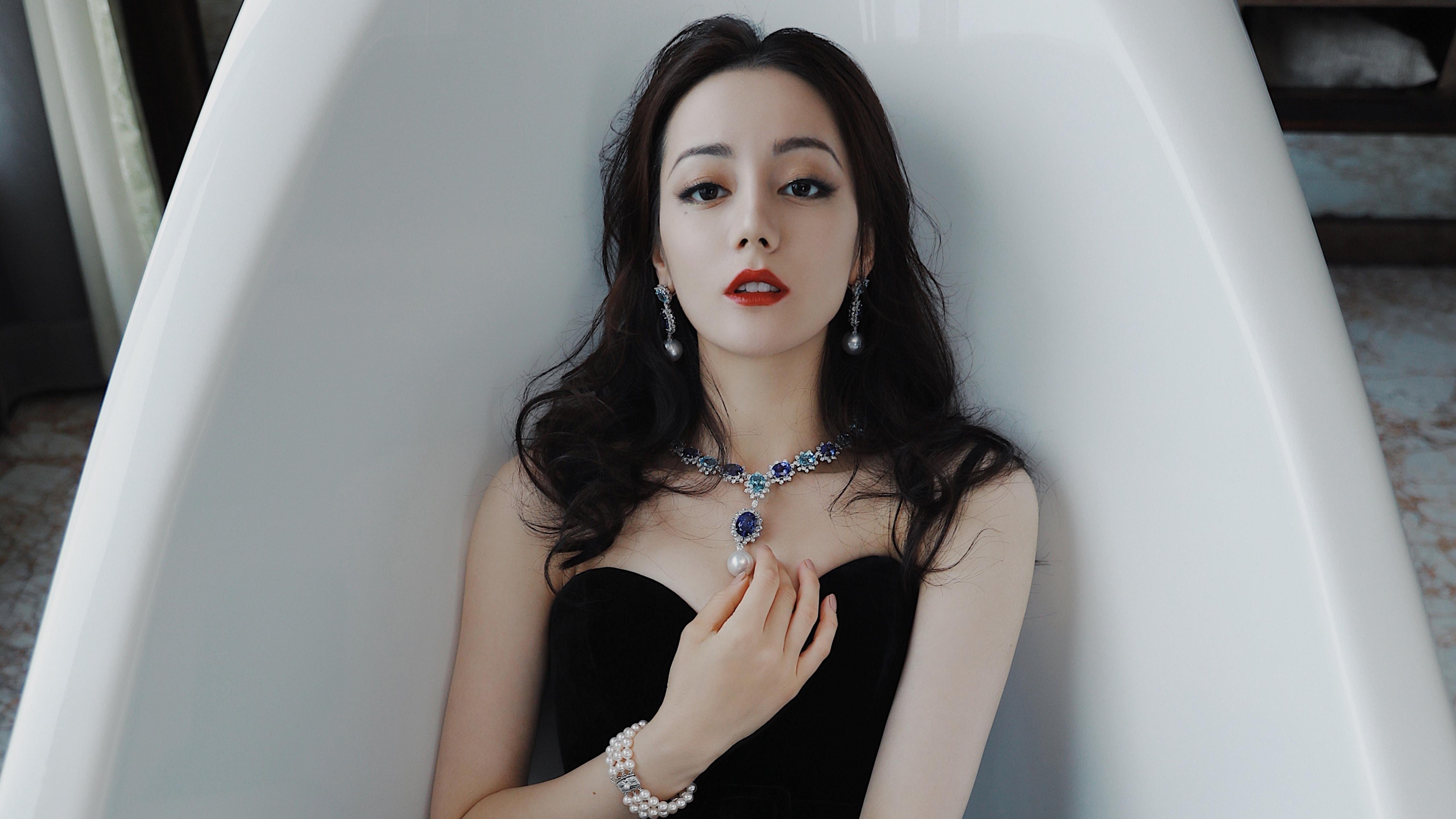 冰与火之歌,美加墨之夜,捷克铁骑踏碎郁金香,穆西亚拉独舞领奏日耳曼战车